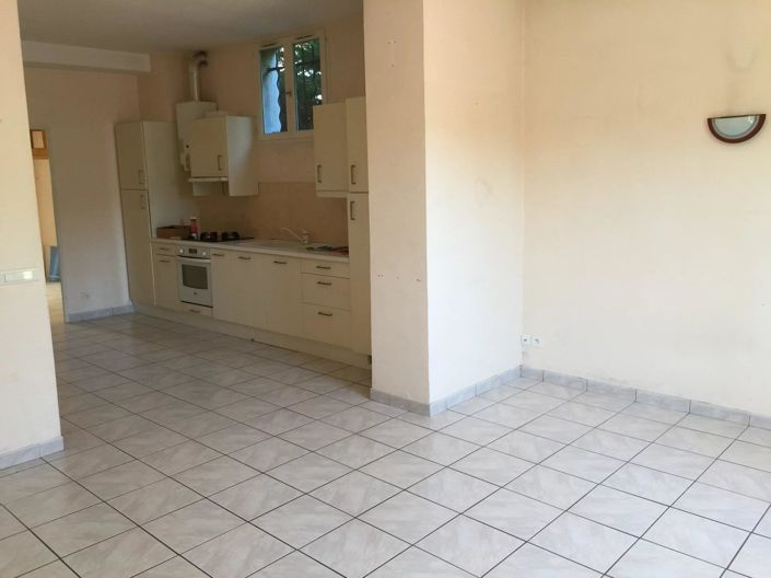 Image No.20-2 Bed House for sale