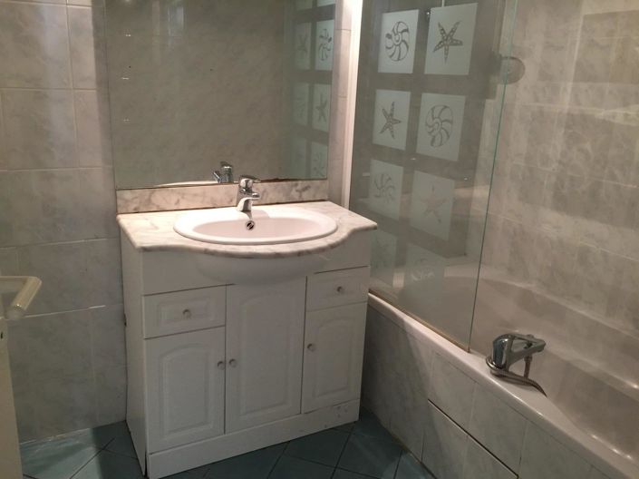 Image No.24-2 Bed House for sale