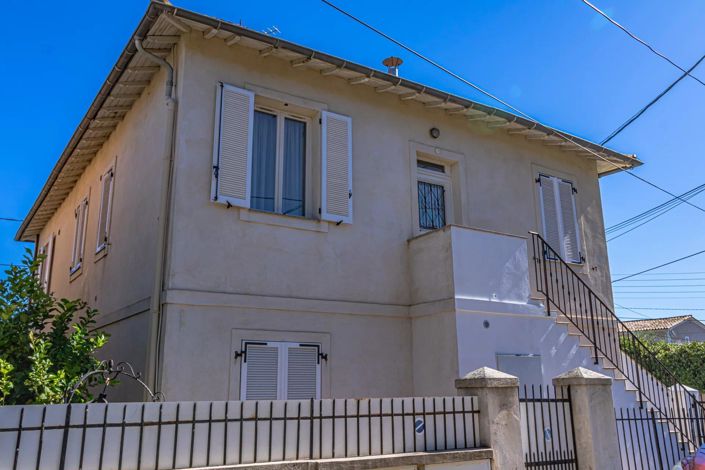 Image No.26-2 Bed House for sale