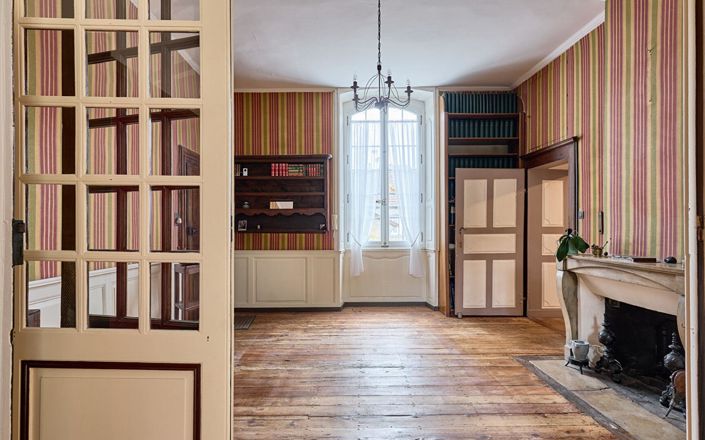 Image No.6-Propriété de 6 chambres à vendre à Baume-les-Dames