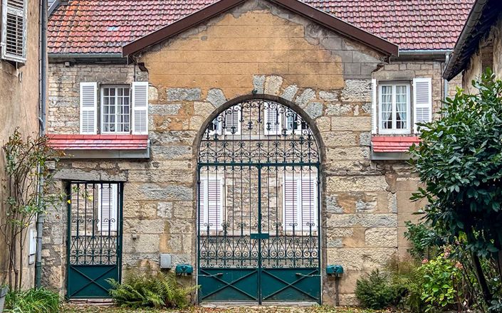 Image No.8-Propriété de 6 chambres à vendre à Baume-les-Dames