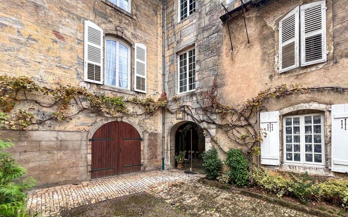 Image No.9-Propriété de 6 chambres à vendre à Baume-les-Dames