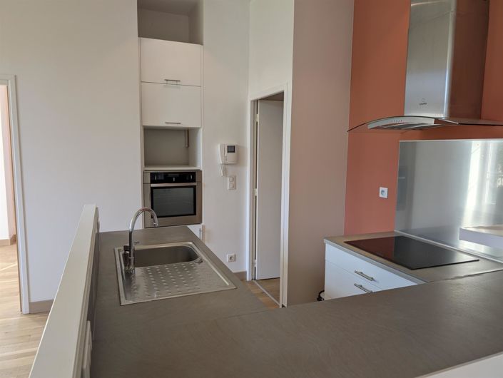 Image No.13-3 Bed Apartment for sale