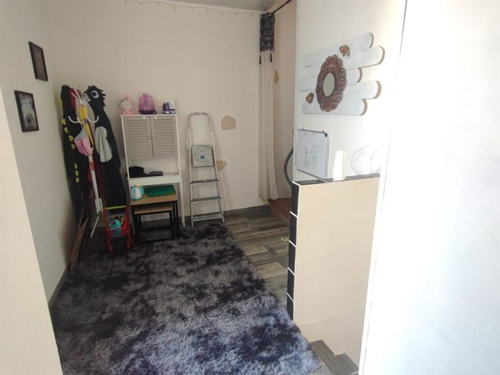 Image No.22-4 Bed House for sale