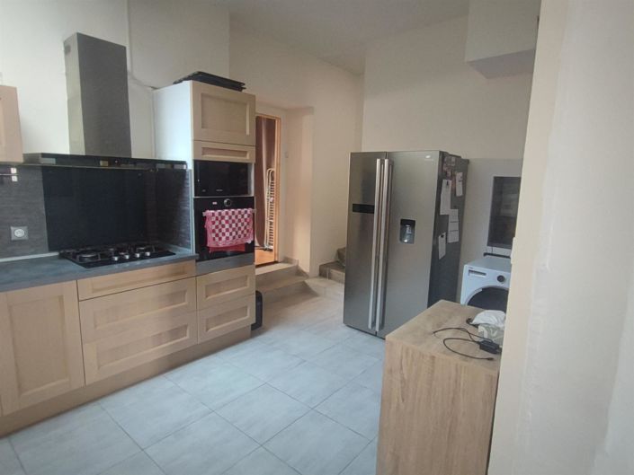 Image No.27-4 Bed House for sale