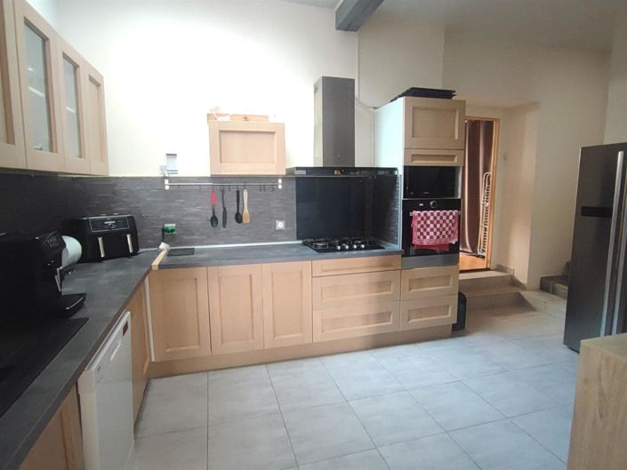 Image No.3-4 Bed House for sale