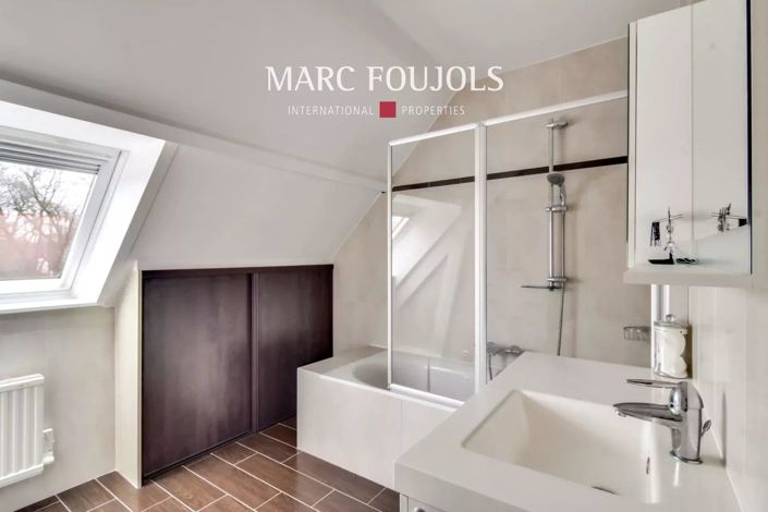 Image No.17-4 Bed House for sale