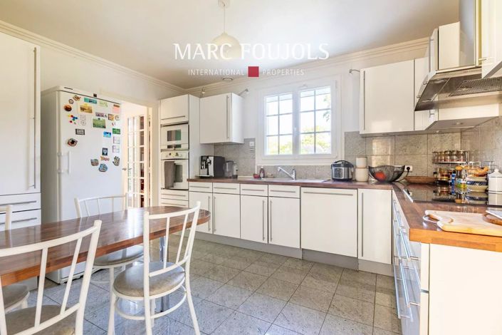 Image No.9-4 Bed House for sale