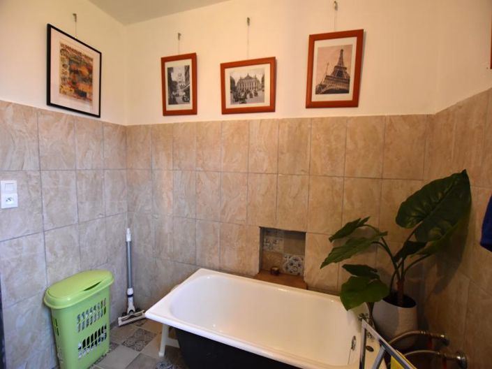 Image No.13-7 Bed House for sale