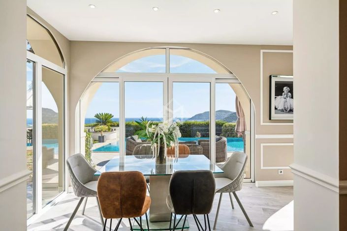 Image No.6-Maison de 5 chambres à vendre à Mandelieu-la-Napoule