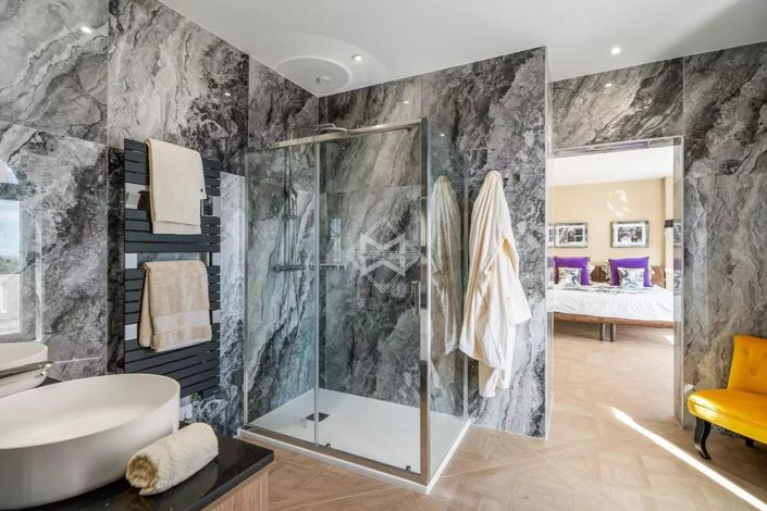 Image No.9-Maison de 5 chambres à vendre à Mandelieu-la-Napoule