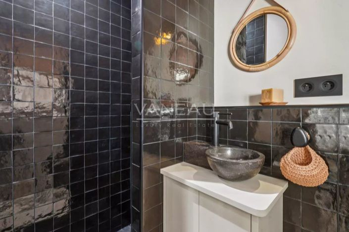 Image No.11-1 Bed Apartment for sale