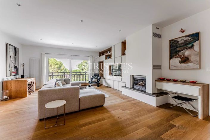 Image No.5-5 Bed House for sale