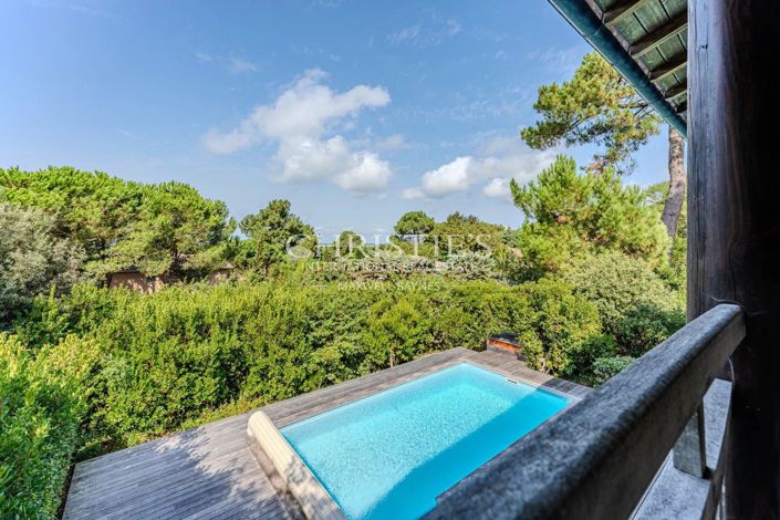 Image No.7-5 Bed House for sale