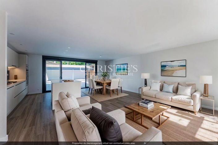 Image No.3-4 Bed House for sale