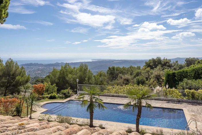 Image No.2-5 Bed House for sale