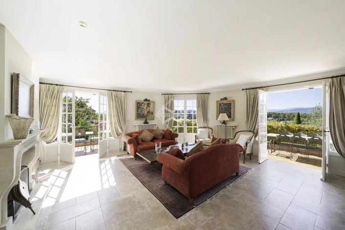 Image No.5-3 Bed House for sale