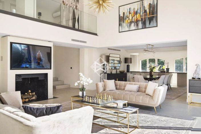 Image No.11-5 Bed House for sale