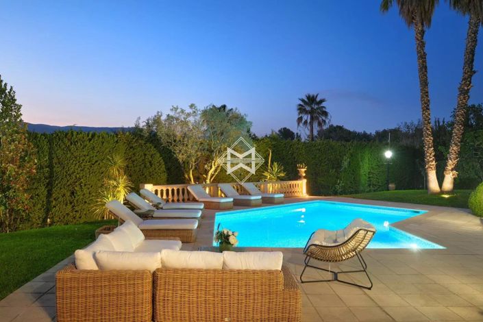 Image No.12-5 Bed House for sale