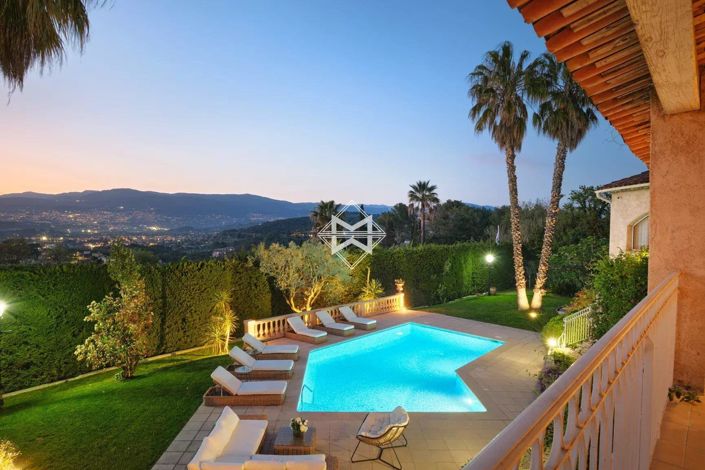 Image No.5-5 Bed House for sale