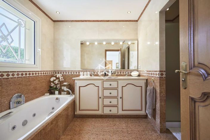 Image No.11-Maison de 4 chambres à vendre à Mougins