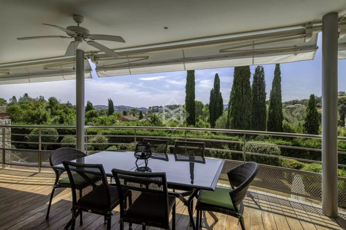 Image No.13-4 Bed House for sale