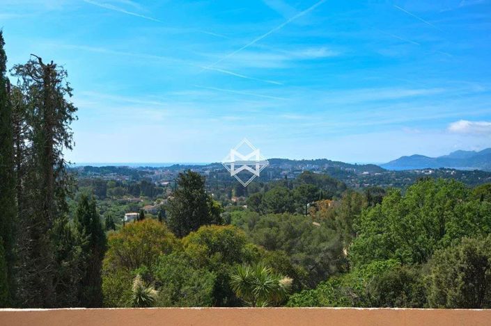 Image No.4-5 Bed House for sale