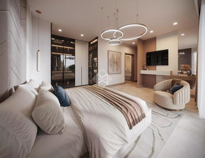 Image No.2-4 Bed House for sale