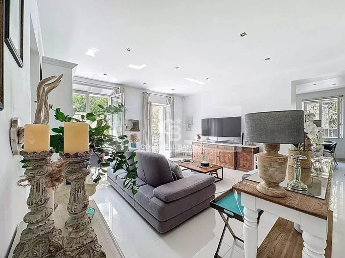 Image No.3-3 Bed Apartment for sale