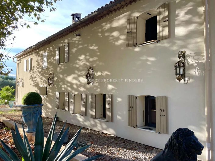 Image No.1-Maison de 6 chambres à vendre à Var