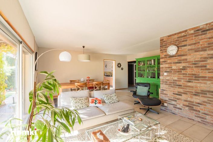 Image No.2-3 Bed House for sale