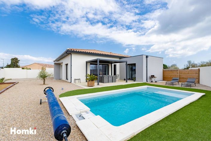 Image No.17-3 Bed House for sale