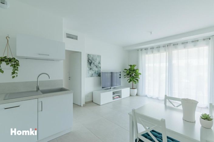 Image No.5-2 Bed Apartment for sale