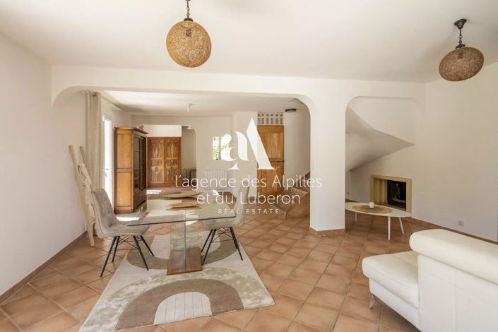 Image No.8-House for sale