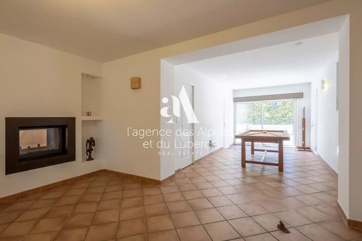 Image No.9-House for sale