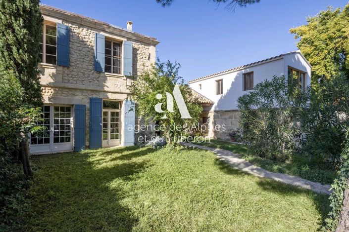 Image No.2-Maison de 3 chambres à vendre à Arles