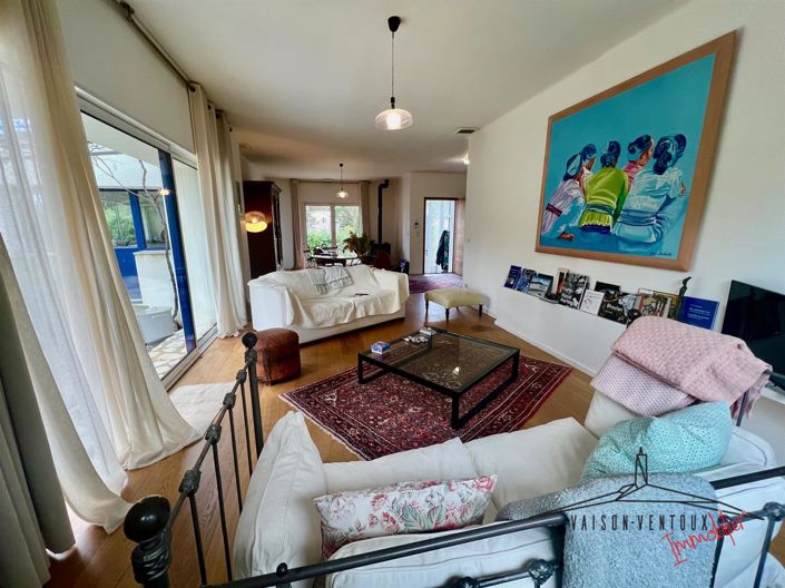 Image No.8-4 Bed House for sale