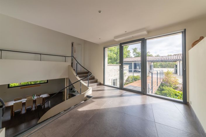 Image No.5-4 Bed House for sale