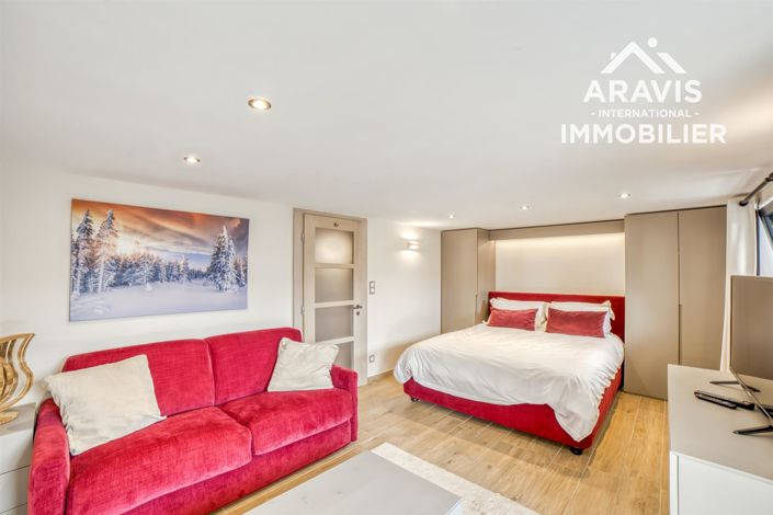 Image No.15-6 Bed House for sale