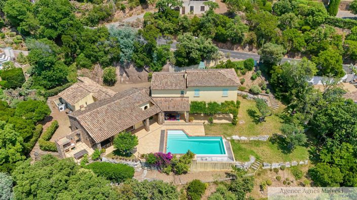 Image No.3-4 Bed House for sale