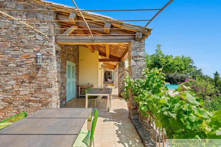 Image No.5-4 Bed House for sale