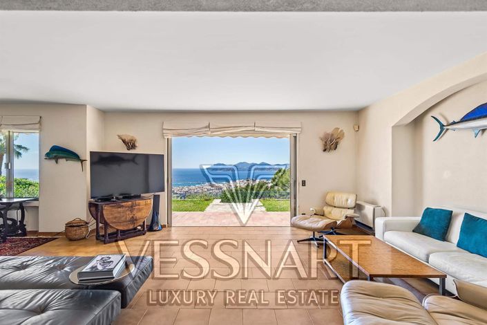 Image No.3-4 Bed House for sale