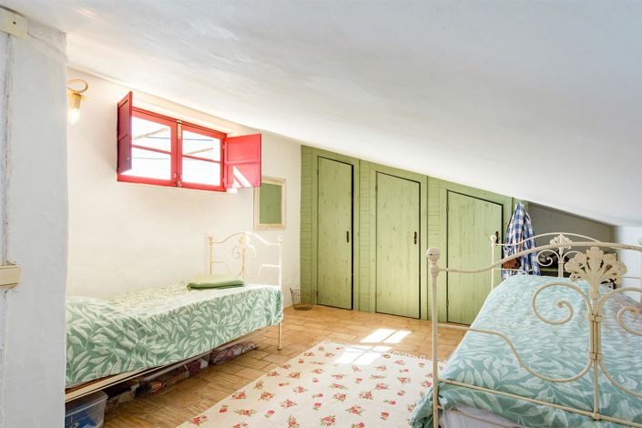 Image No.21-2 Bed House for sale