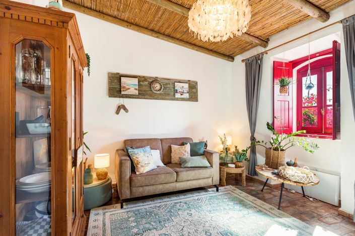 Image No.7-2 Bed House for sale