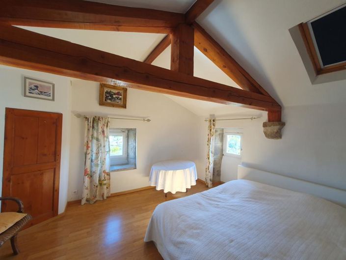 Image No.12-4 Bed House for sale