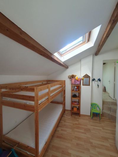 Image No.15-4 Bed House for sale