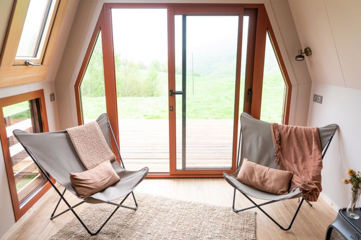 Image No.18-12 Bed Property for sale