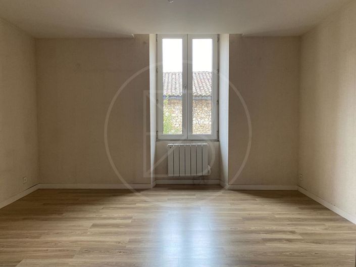 Image No.13-2 Bed House for sale