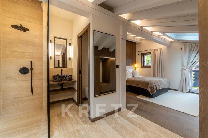 Image No.2-4 Bed House for sale