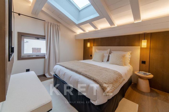 Image No.8-4 Bed House for sale